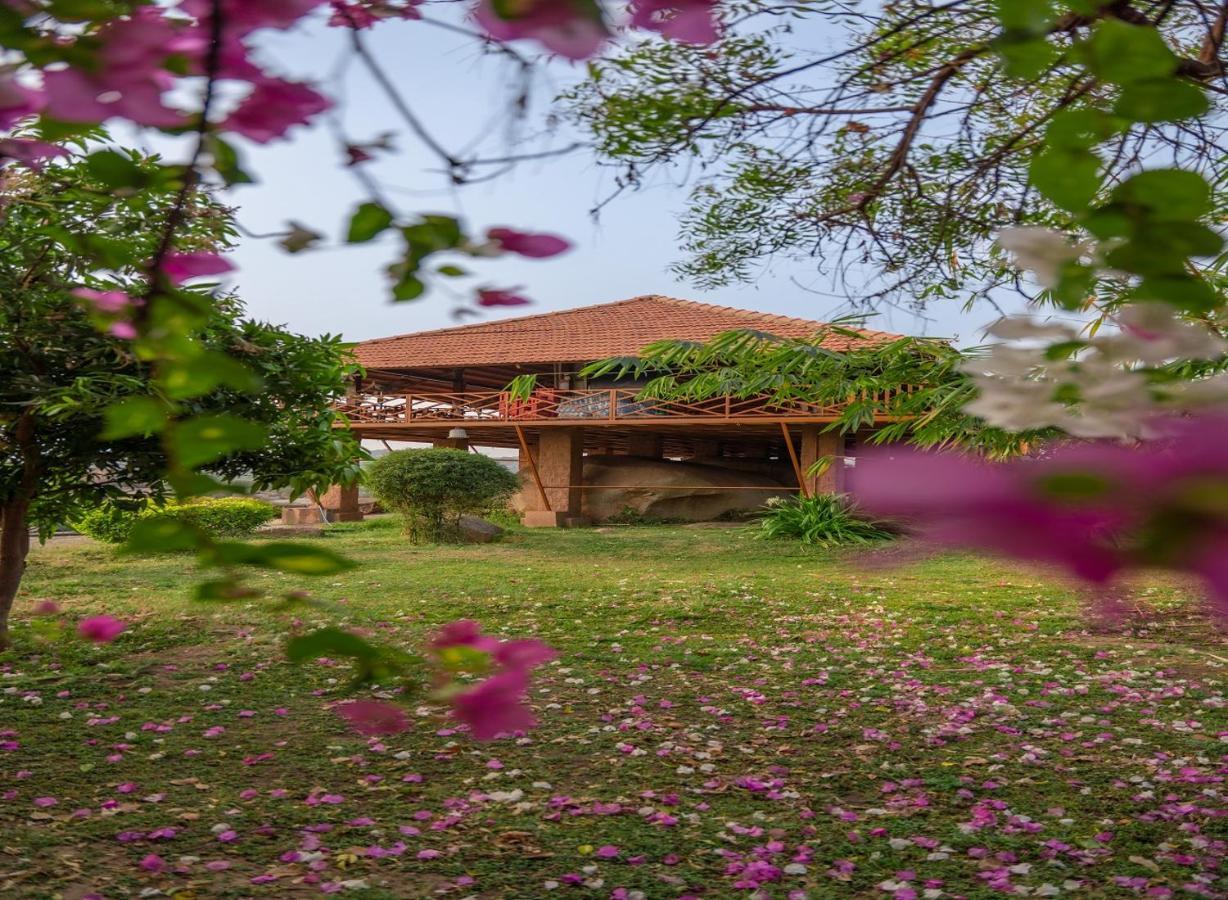 Leo Wodden Resort Hampi Kültér fotó